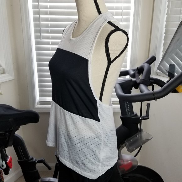 Nike | Tailwind Tank - racerback, colorblock - Picture 4 of 6